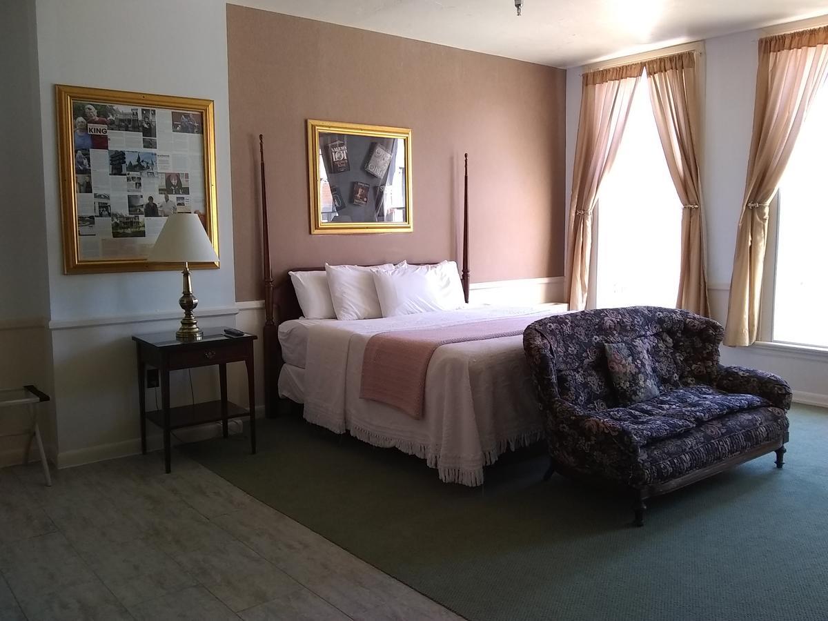 The Charles Inn Bangor Bagian luar foto