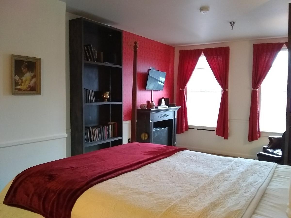 The Charles Inn Bangor Bagian luar foto