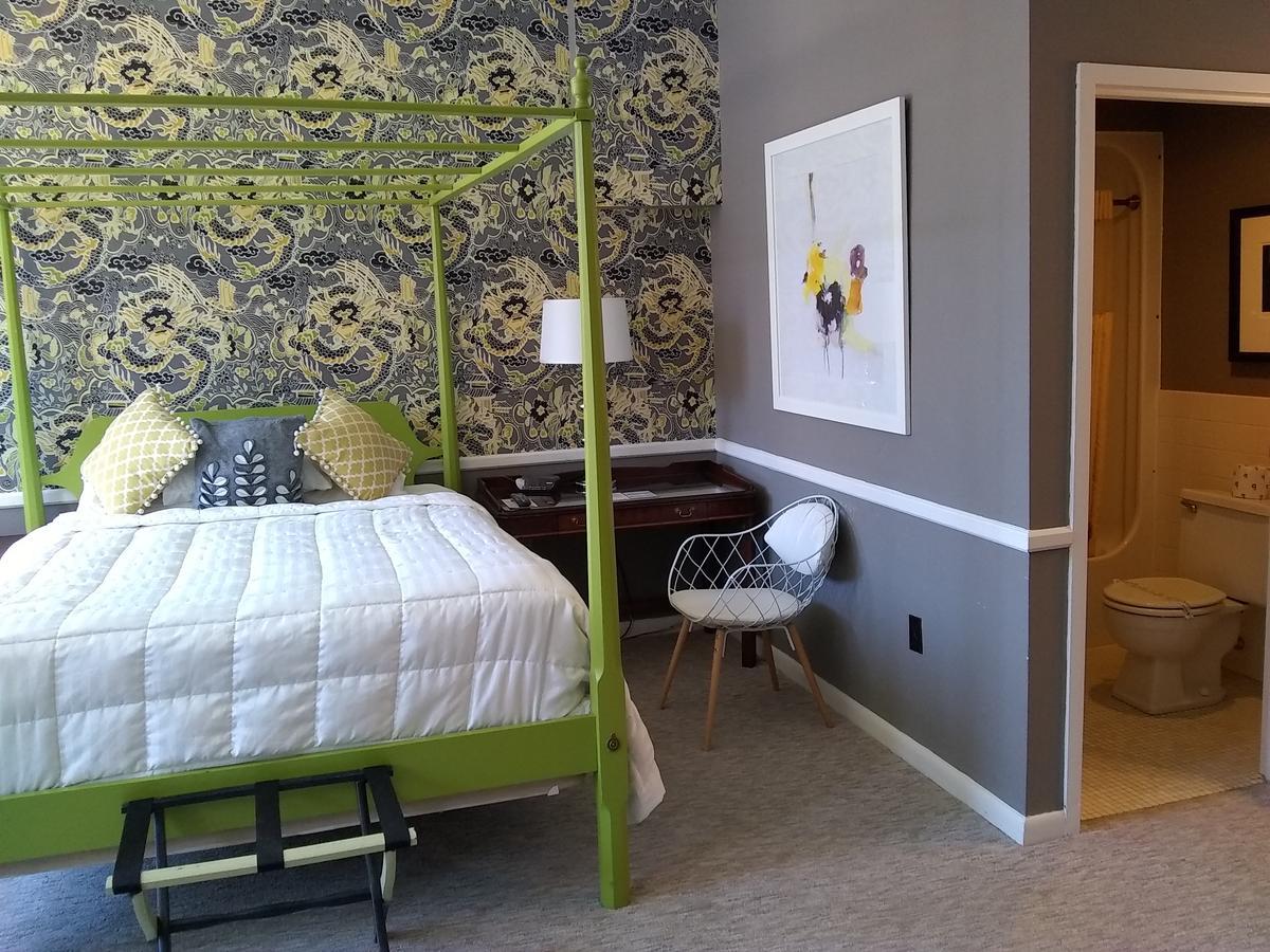 The Charles Inn Bangor Bagian luar foto