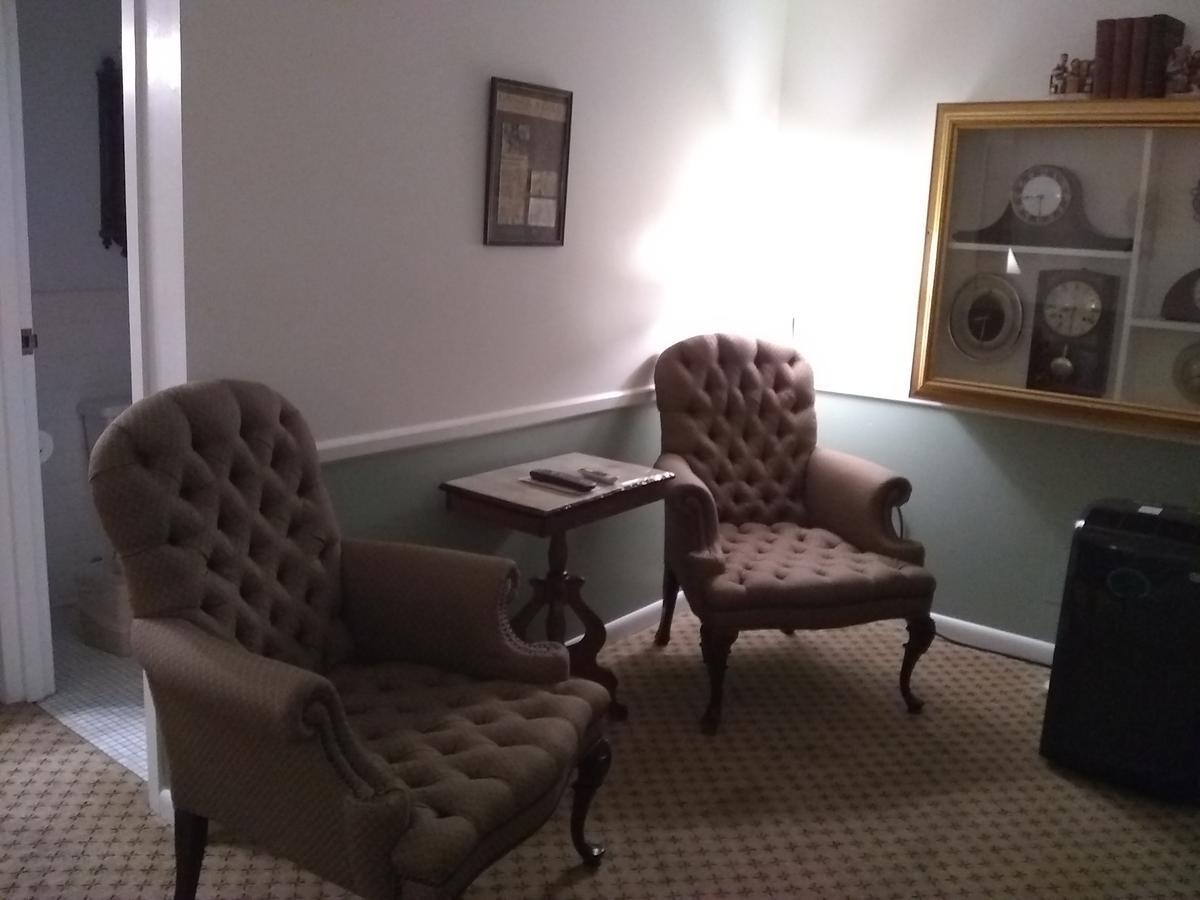 The Charles Inn Bangor Bagian luar foto