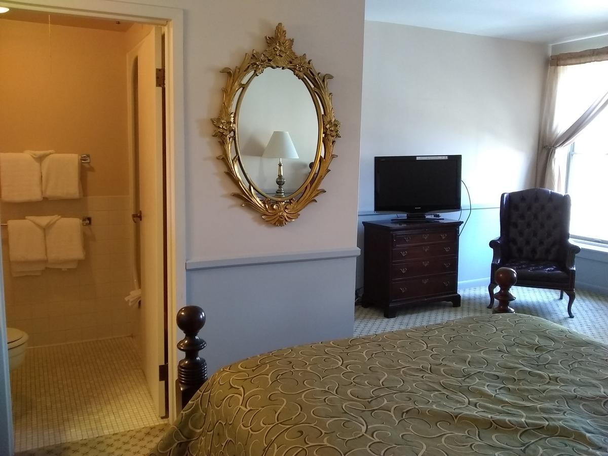 The Charles Inn Bangor Bagian luar foto